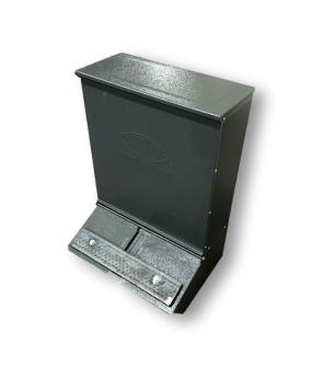 Commercial Hog Feeder with Weighted Lid