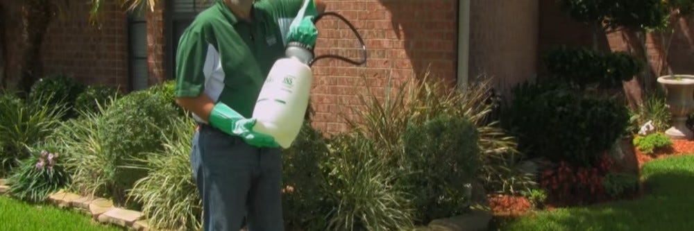 How to gear up to spray contact fungicide