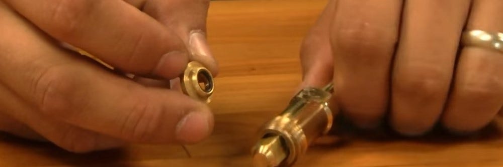 Replacing B&G Soft Seat Gasket Replacing B&G Soft Seat Gasket