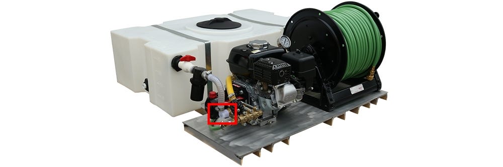 Where the Nylon hose barb is located as part of the Spraying Rig unit